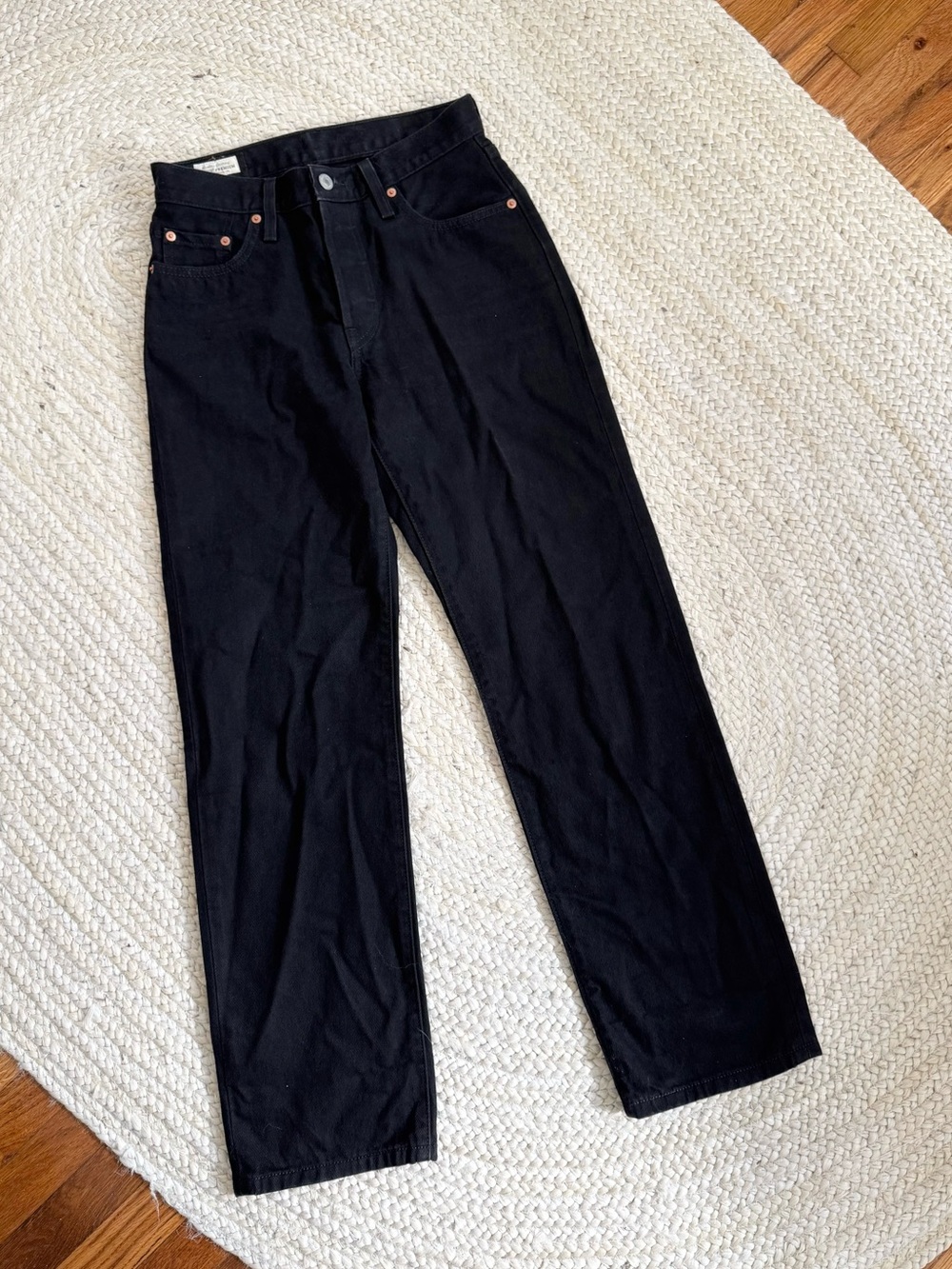 Worn Once Levi’s 501 90s size 25 Black jeans